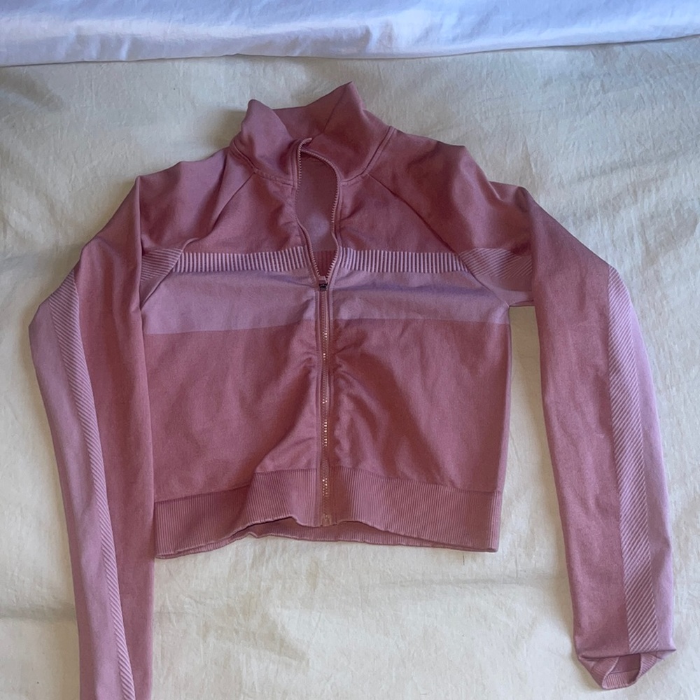 💗🌸 TWO TONED PINK ZIP UP CROPPED WORKOUT JACKET 💗🌸